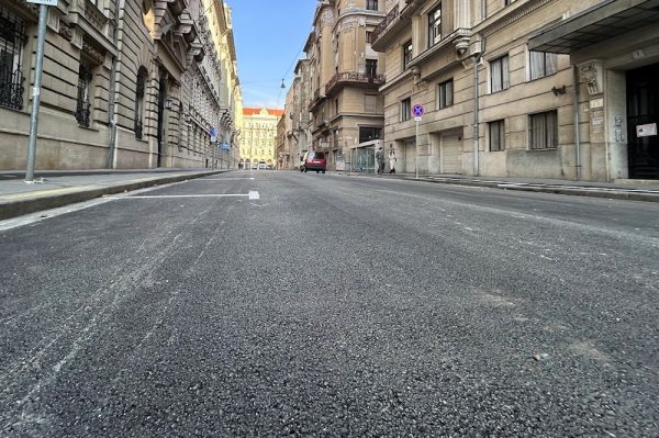 Tükörsima aszfaltréteget kapott a Garibaldi utca